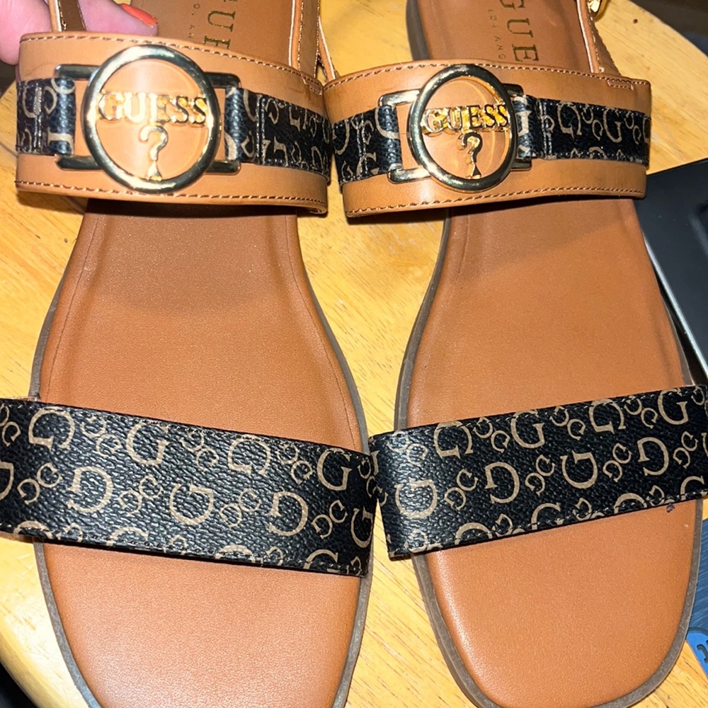 Guess sandals
